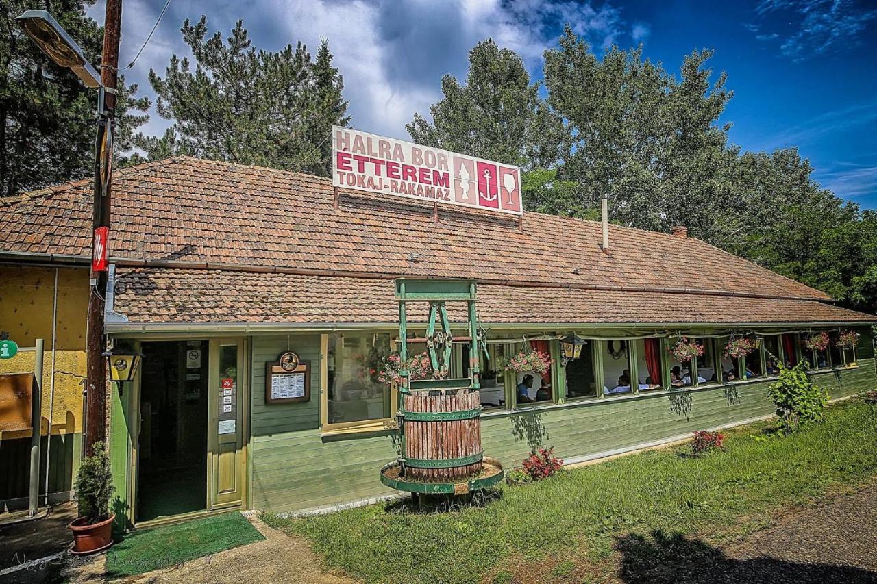 Hotel Csillag Tokaj Exterior foto
